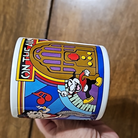 Vintage Betty Boop Coffee Mug - Picture 6 of 11